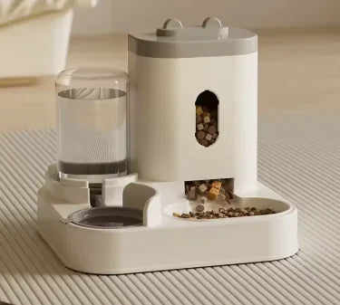 Deluxe Pet Hydration Station